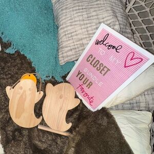 Charming Wooden Ghost Decor Set